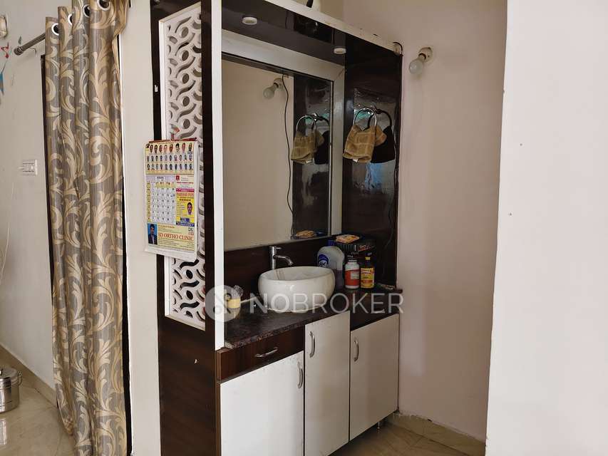 4+ BHK Flat For Sale  In West Venkatapuram, Alwal