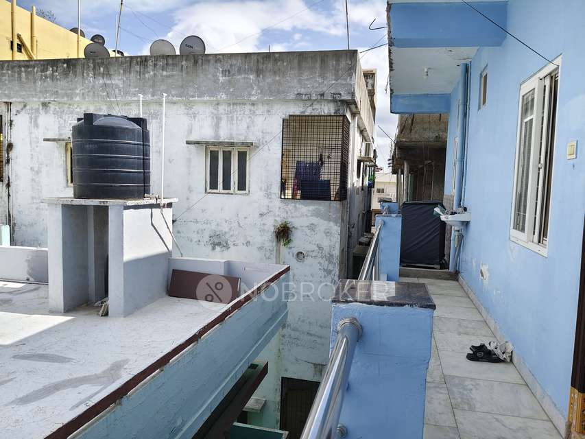 4+ BHK Flat For Sale  In West Venkatapuram, Alwal