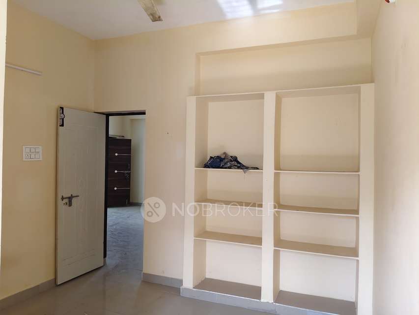4+ BHK Flat For Sale  In West Venkatapuram, Alwal