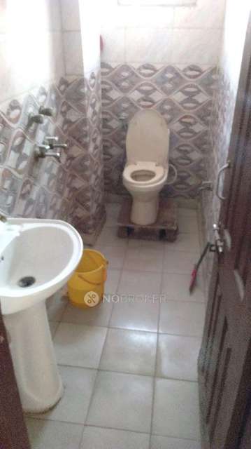 1 BHK Flat In Bhagwati Apartment For Sale  In Bhagwati Garden