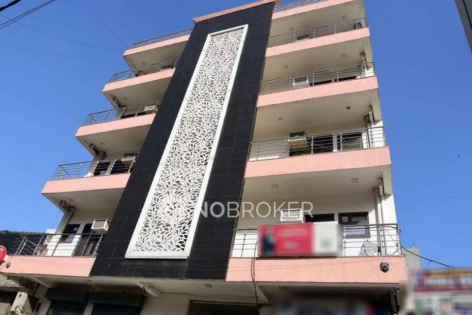 1 BHK Flat In Standalone Building  for Rent  In Sector 126