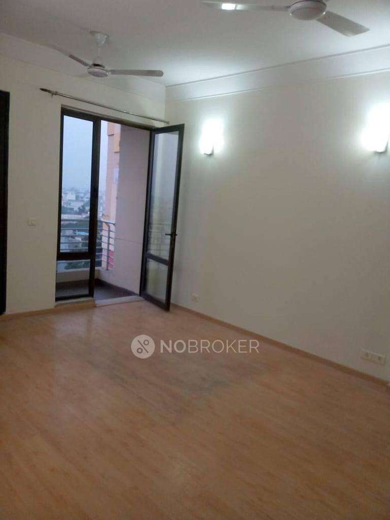 Unitech Fresco Nirvana Country, Sector 50 Without Brokerage Semifurnished 3 BHK Flat for Sale