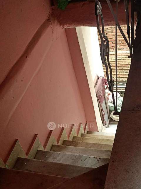 2 BHK Flat For Sale  In Laxmi Nagar