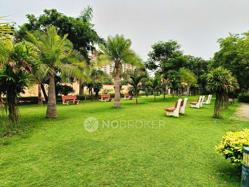 2 BHK Flat In Mantri Synergy For Sale  In Padur