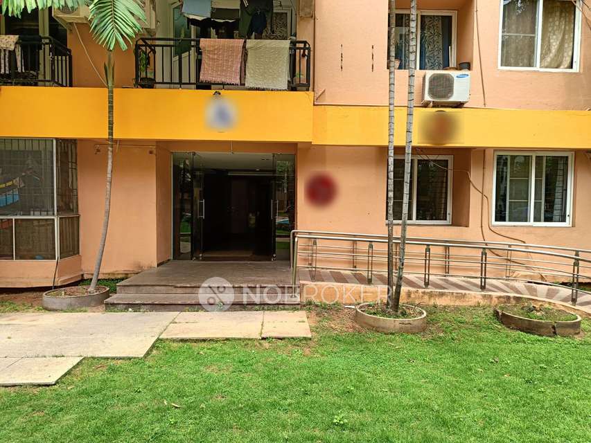 2 BHK Flat In Mantri Synergy For Sale  In Padur