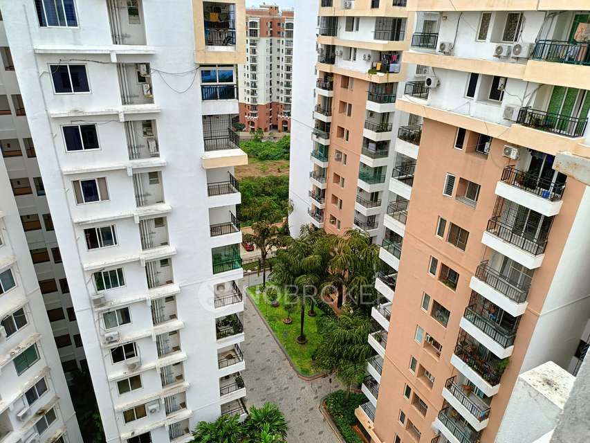 2 BHK Flat In Mantri Synergy For Sale  In Padur