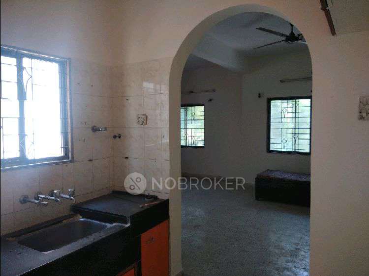 2 BHK Flat In Asish Park For Sale  In Sector 24, 