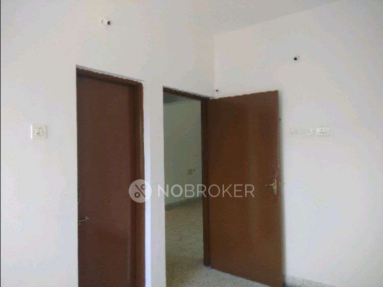 2 BHK Flat In Asish Park For Sale  In Sector 24, 