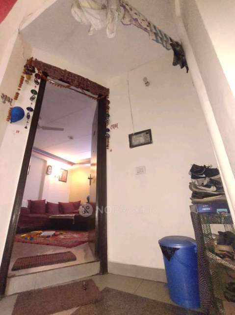 3 BHK Flat In Standalone Building  For Sale  In Kalkaji