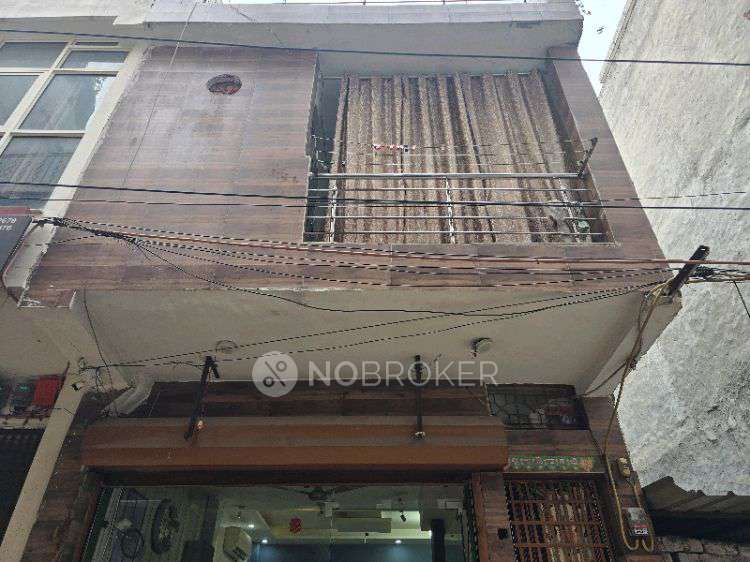 Shop in Badarpur, Delhi for sale 
