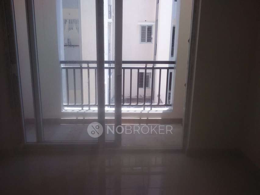 2 BHK Flat In Reliance  For Sale  In Toli Chowki