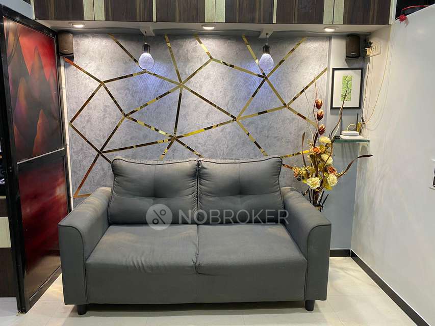 1 RK Flat In Ganesh Krupa Building For Sale  In Prabhadevi