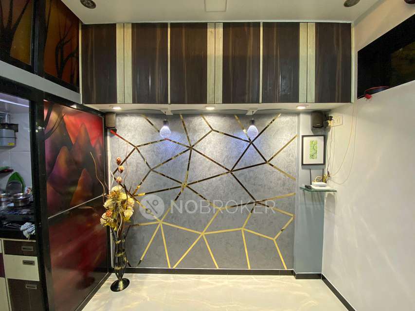 1 RK Flat In Ganesh Krupa Building For Sale  In Prabhadevi