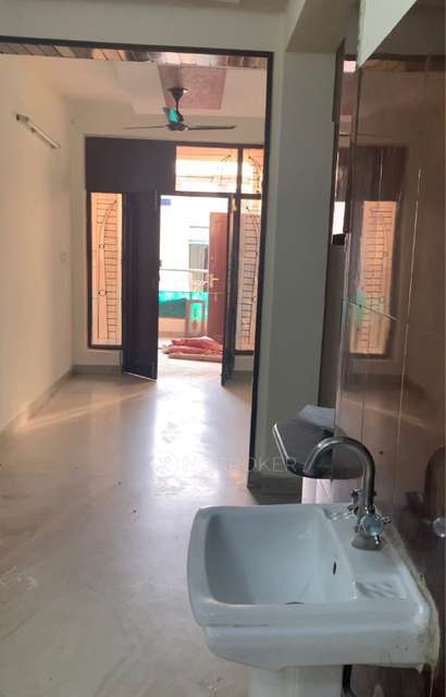 2 BHK Flat In Standalone Building  for Rent  In Subhash Nagar