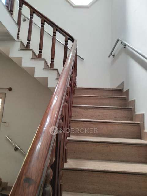 4+ BHK Flat In Standlone Building For Sale  In Lakkasandra Extension