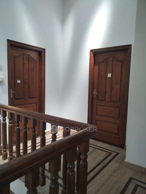 4+ BHK Flat In Standlone Building For Sale  In Lakkasandra Extension