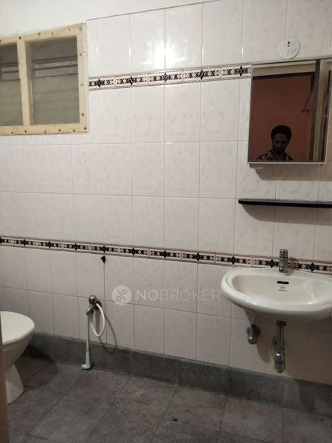 4+ BHK Flat In Standlone Building For Sale  In Lakkasandra Extension