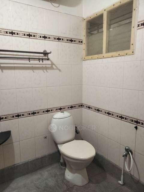 4+ BHK Flat In Standlone Building For Sale  In Lakkasandra Extension