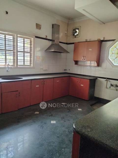 4+ BHK Flat In Standlone Building For Sale  In Lakkasandra Extension