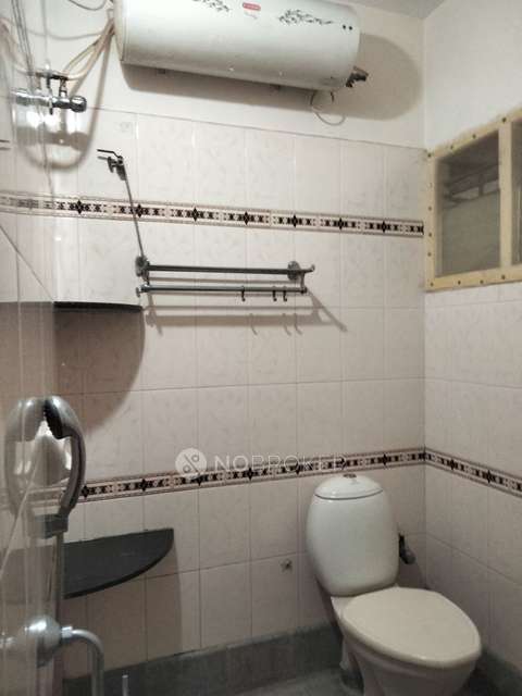 4+ BHK Flat In Standlone Building For Sale  In Lakkasandra Extension