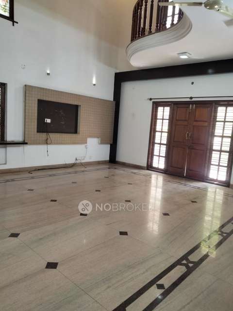 4+ BHK Flat In Standlone Building For Sale  In Lakkasandra Extension