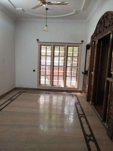 4+ BHK Flat In Standlone Building For Sale  In Lakkasandra Extension
