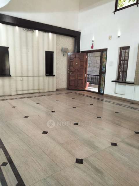 4+ BHK Flat In Standlone Building For Sale  In Lakkasandra Extension
