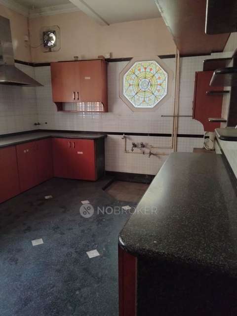 4+ BHK Flat In Standlone Building For Sale  In Lakkasandra Extension