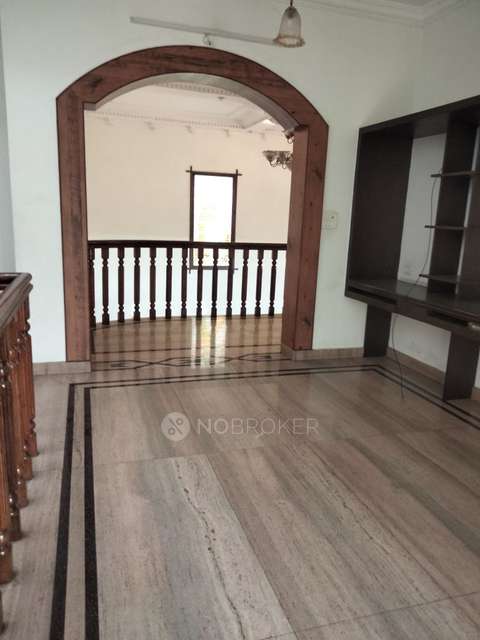 4+ BHK Flat In Standlone Building For Sale  In Lakkasandra Extension
