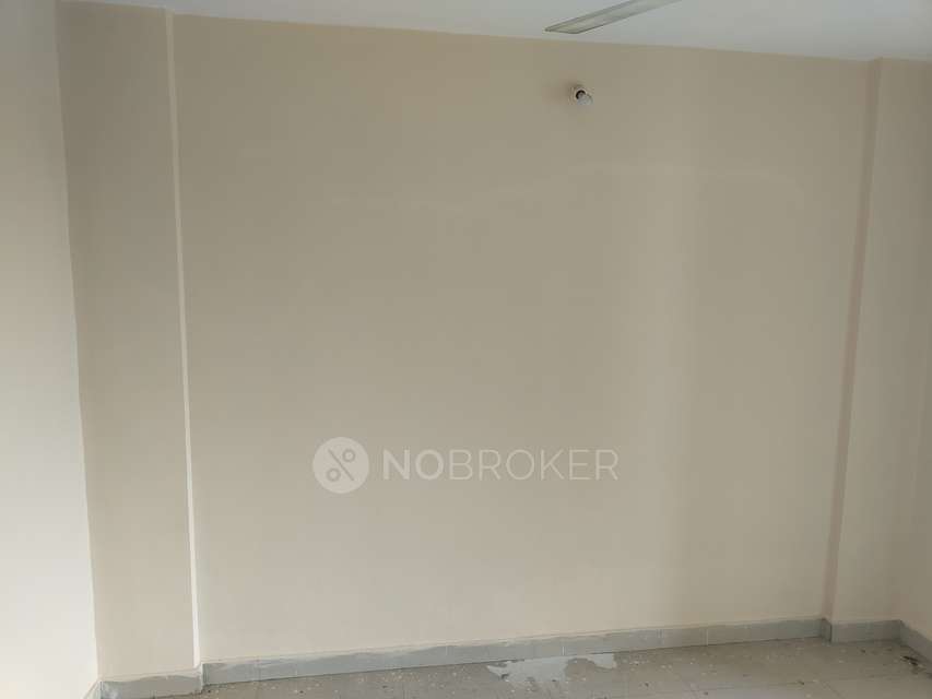 1 BHK Flat In Sunder Complex For Sale  In Gauripada Talav