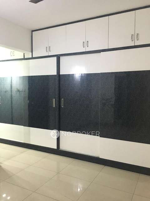 3 BHK Flat In Vaishnavi Nakshatra Apartments For Sale  In Yeshwanthpur