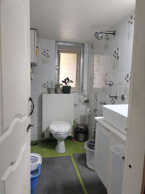 2 BHK Flat In Magnum Tower  For Sale  In Andheri West