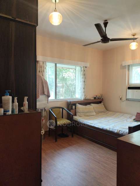 2 BHK Flat In Magnum Tower  For Sale  In Andheri West