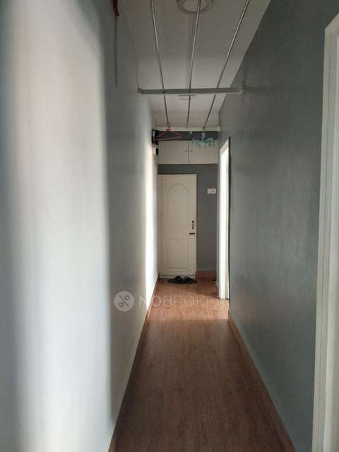 2 BHK Flat In Magnum Tower  For Sale  In Andheri West