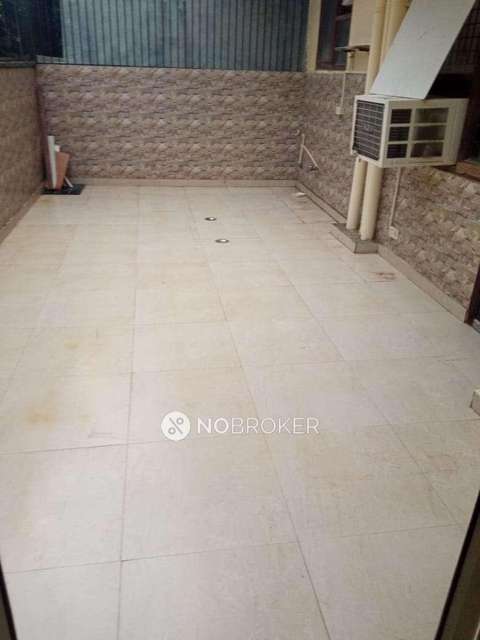 4 BHK Flat In Uppal Southend For Sale  In Sector 69