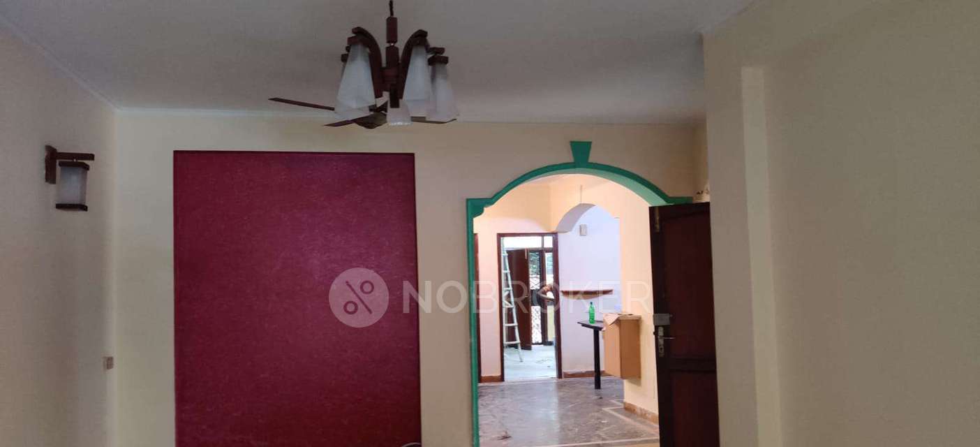 4 BHK Flat In Uppal Southend For Sale  In Sector 69