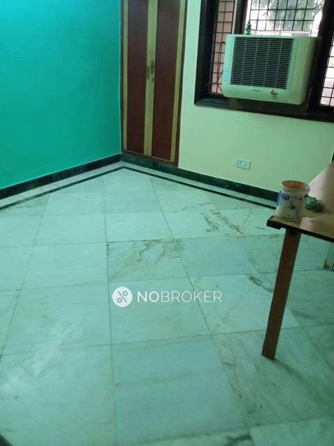 4 BHK Flat In Uppal Southend For Sale  In Sector 69