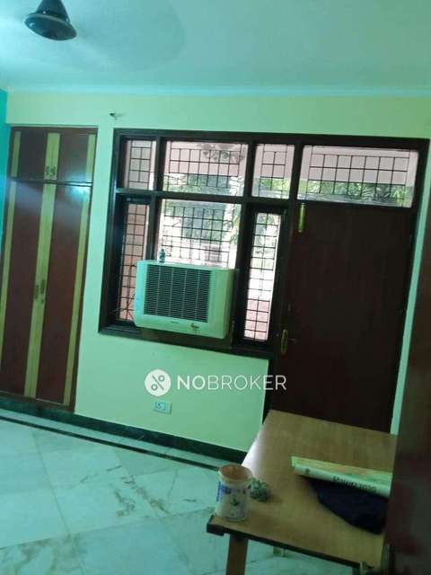 4 BHK Flat In Uppal Southend For Sale  In Sector 69