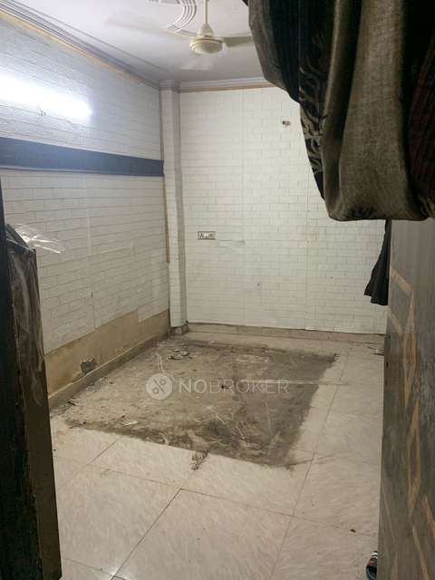 1 BHK Flat For Sale  In Shastri Nagar