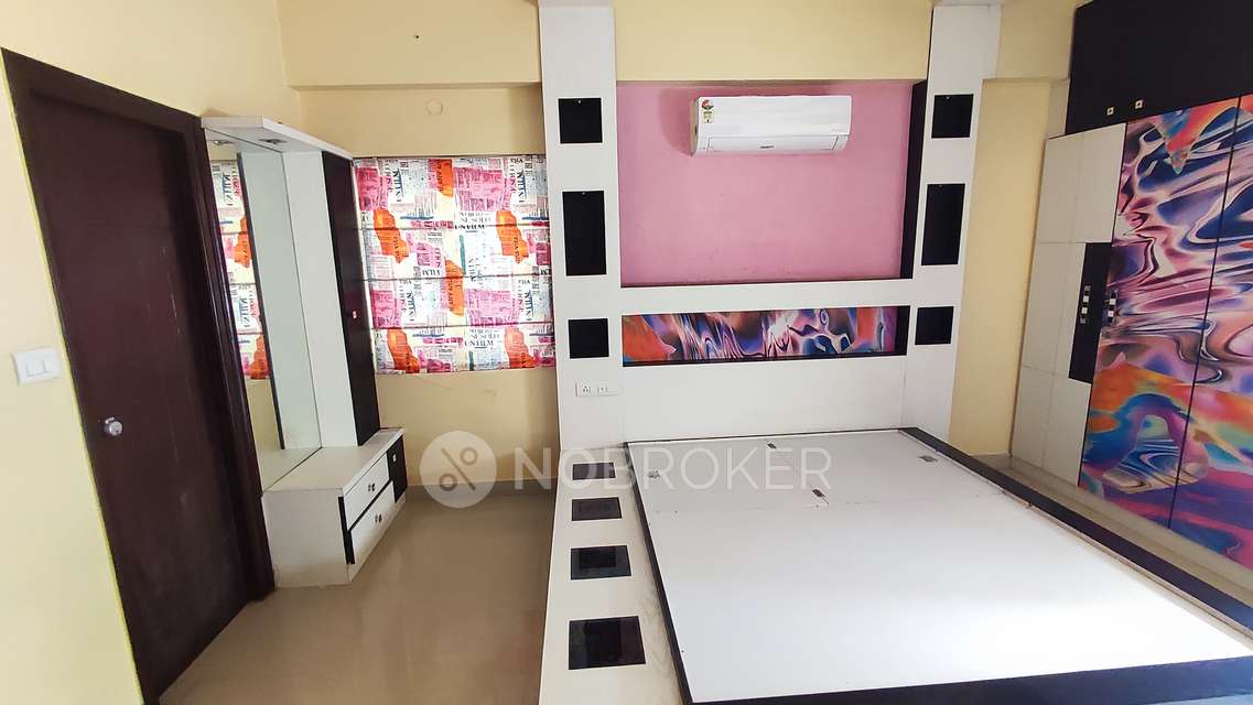 3 BHK Flat In Solitaire Harmony For Sale  In Hitec City