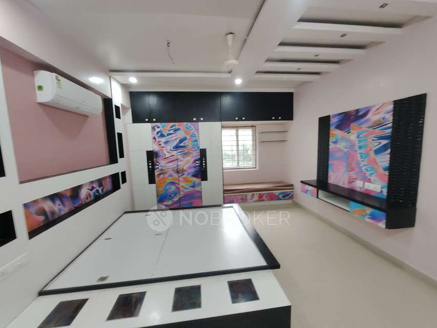 3 BHK Flat In Solitaire Harmony For Sale  In Hitec City