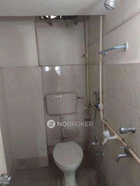 3 BHK Flat In Sai Sreenvasam , Huda Trade Center, Lingampally For Sale  In Rytu Bazaar