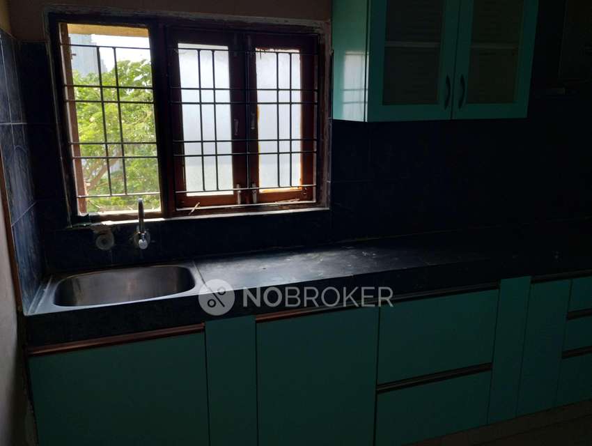 3 BHK Flat In Sai Sreenvasam , Huda Trade Center, Lingampally For Sale  In Rytu Bazaar