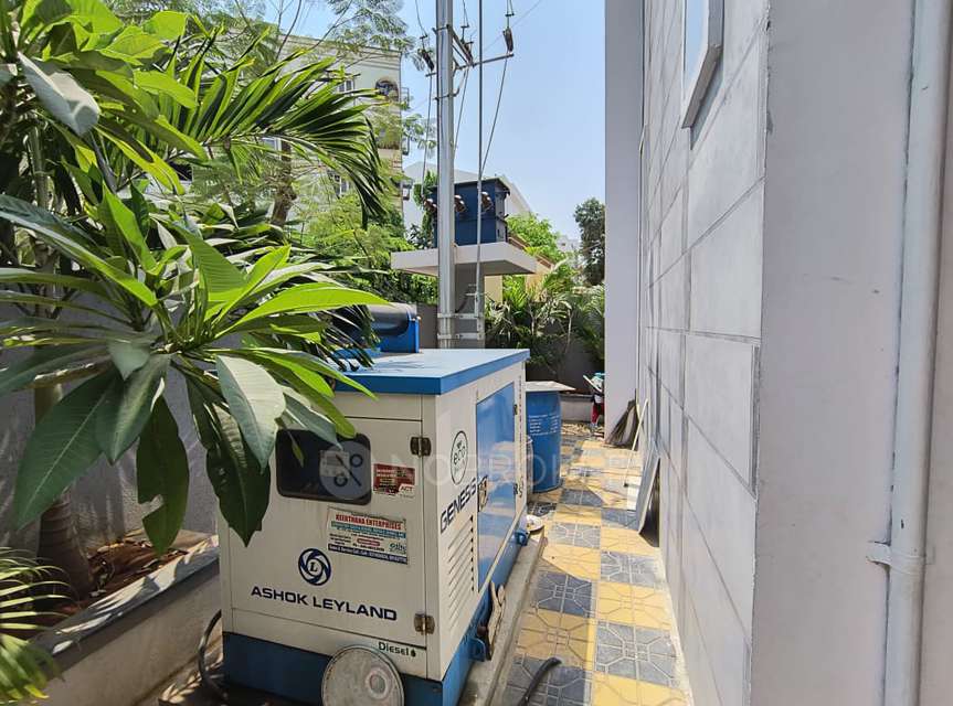 3 BHK Flat In Shri Sathya Nivas For Sale  In Dilsukhnagar