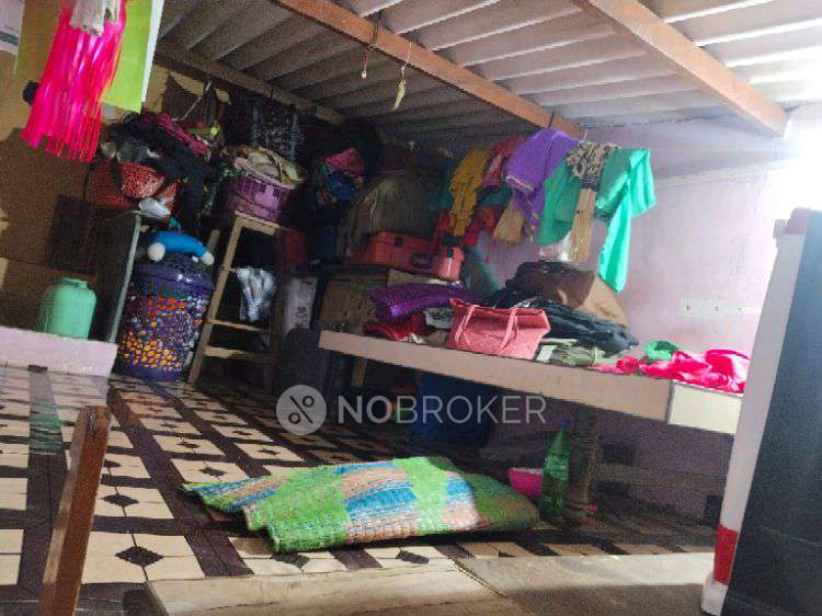 1 RK House For Sale  In Dahisar East