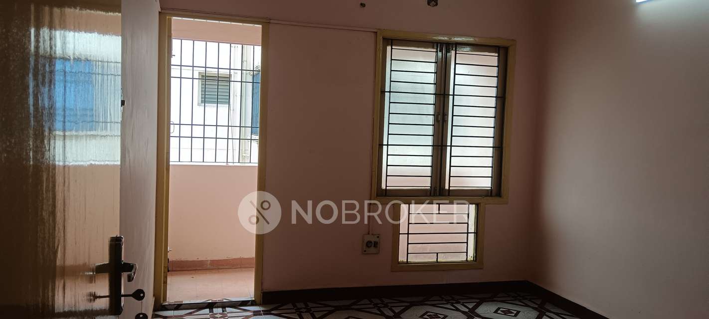 2 BHK Flat In Aarthi Rajalakshmi Flats For Sale  In Ambattur 