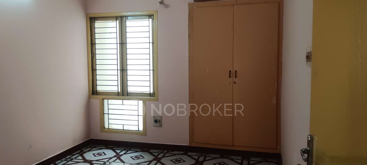 2 BHK Flat In Aarthi Rajalakshmi Flats For Sale  In Ambattur 