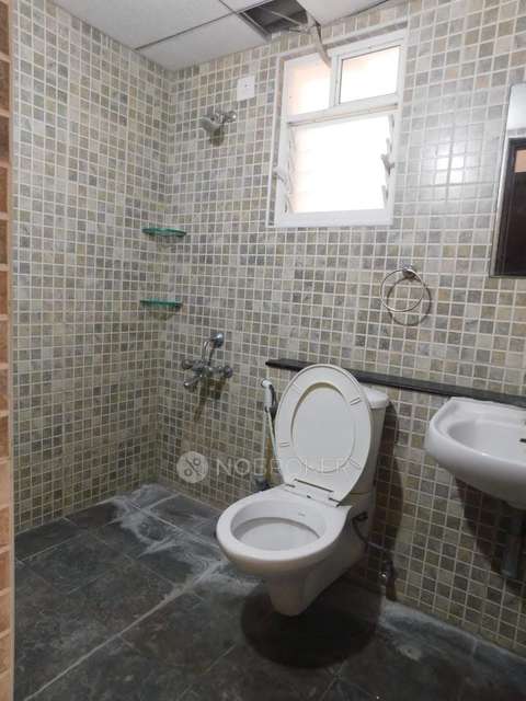 2 BHK Flat In Tata Santorini For Sale  In Poonamallee