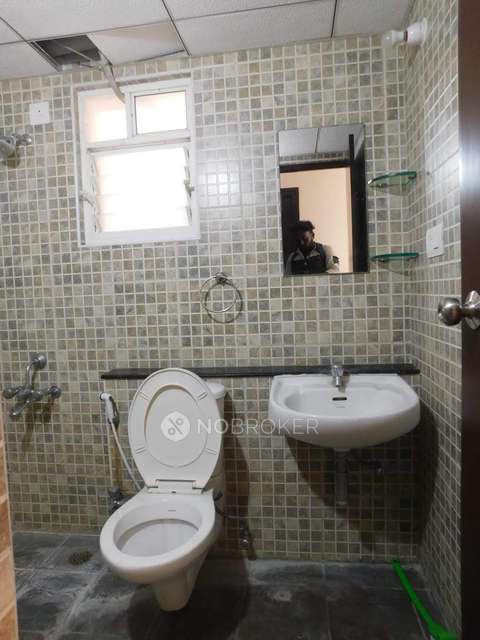 2 BHK Flat In Tata Santorini For Sale  In Poonamallee