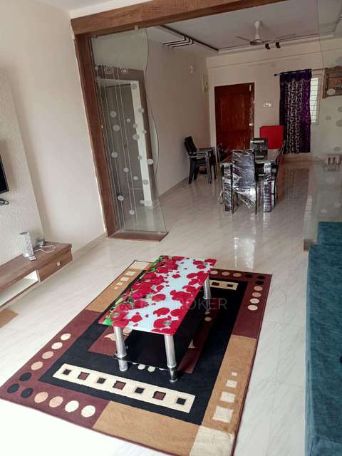 Single Room for Female In 3 BHK  In Kings Villy Alkapur Township In Neknampur
